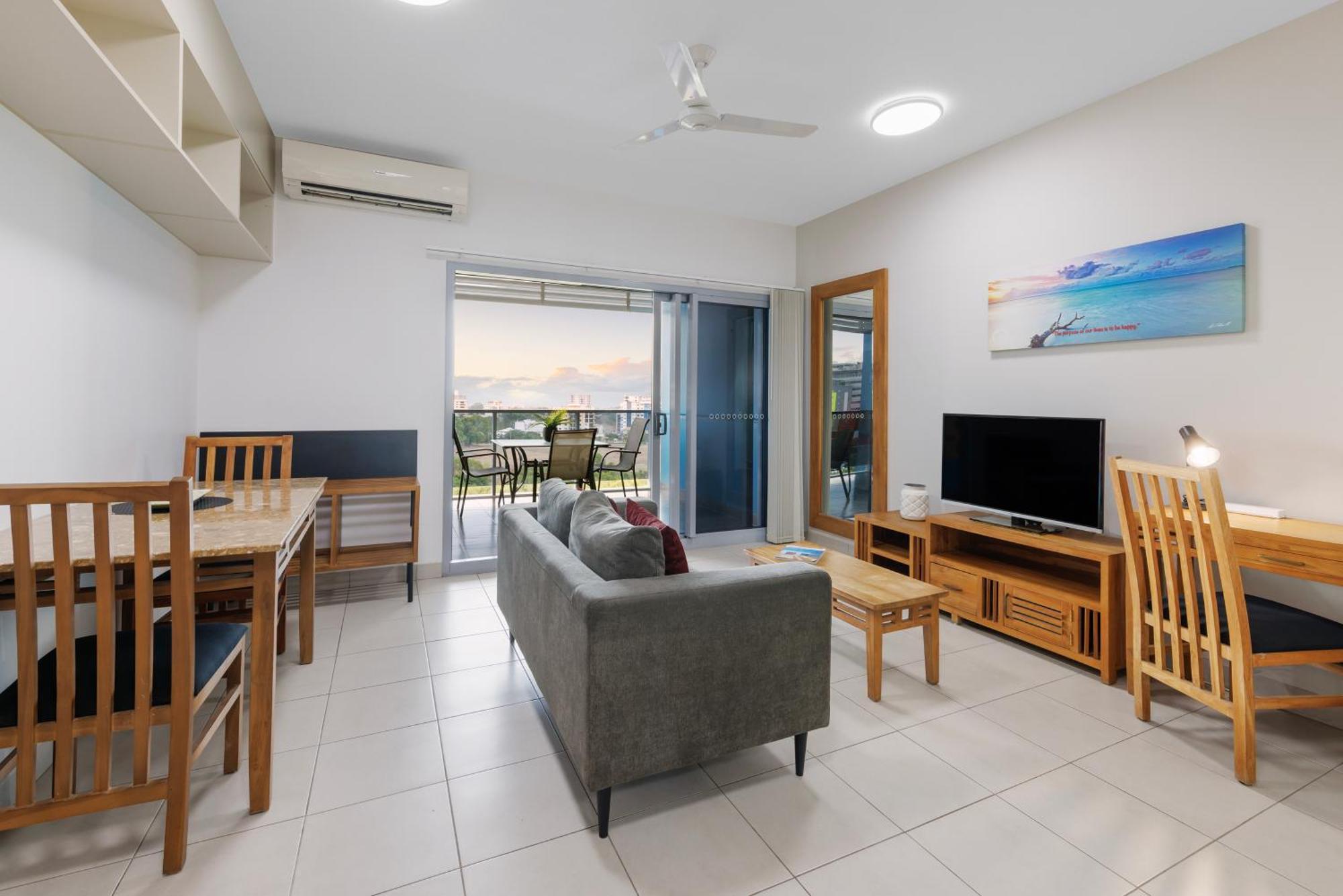 Ramada Suites By Wyndham Zen Quarter Ντάρβιν Εξωτερικό φωτογραφία