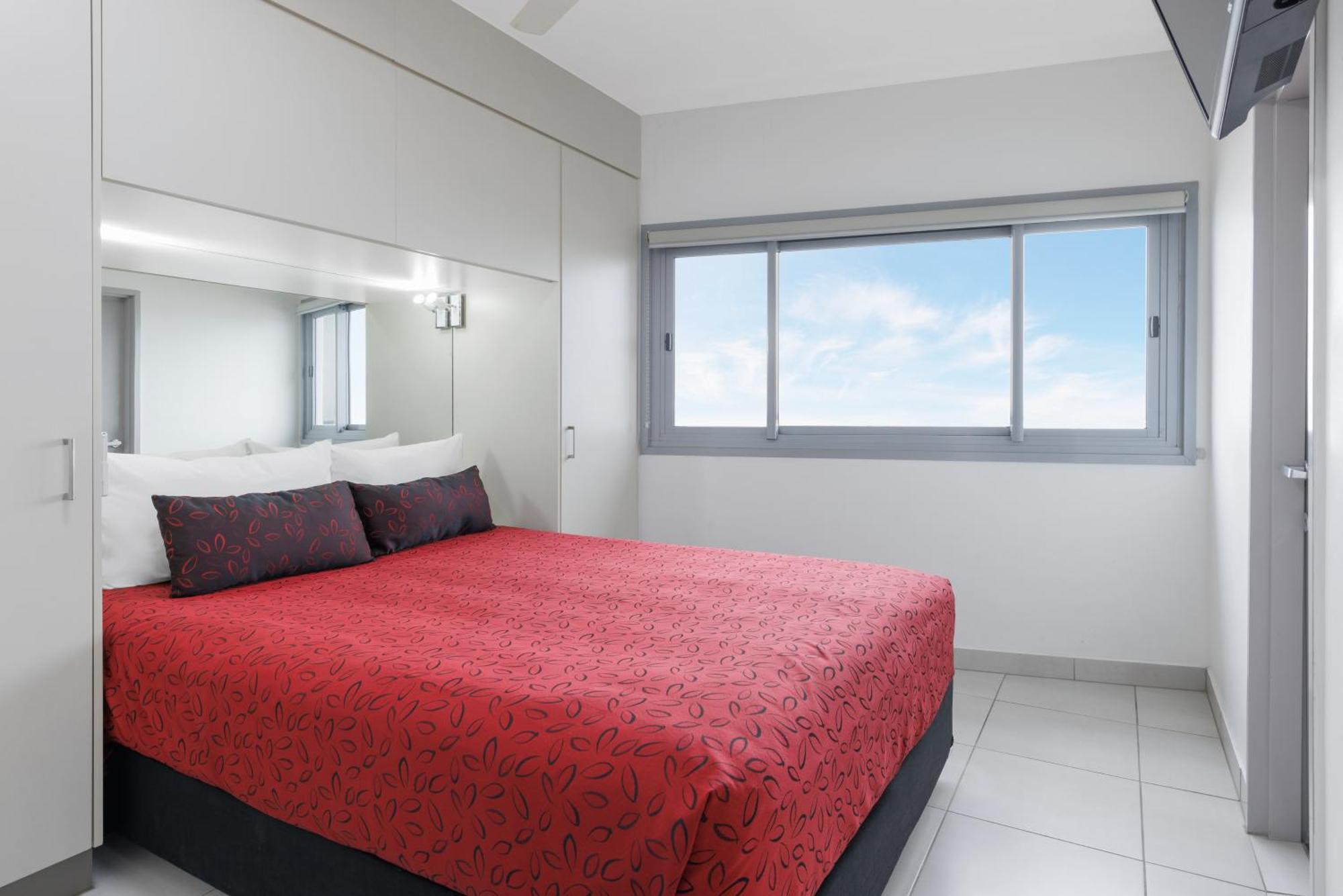 Ramada Suites By Wyndham Zen Quarter Ντάρβιν Εξωτερικό φωτογραφία