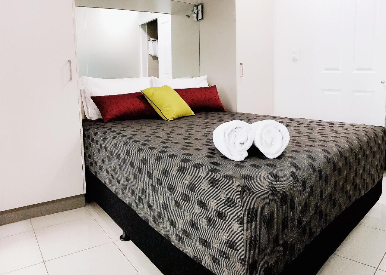 Ramada Suites By Wyndham Zen Quarter Ντάρβιν Εξωτερικό φωτογραφία